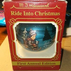 1983 Hummel ornament